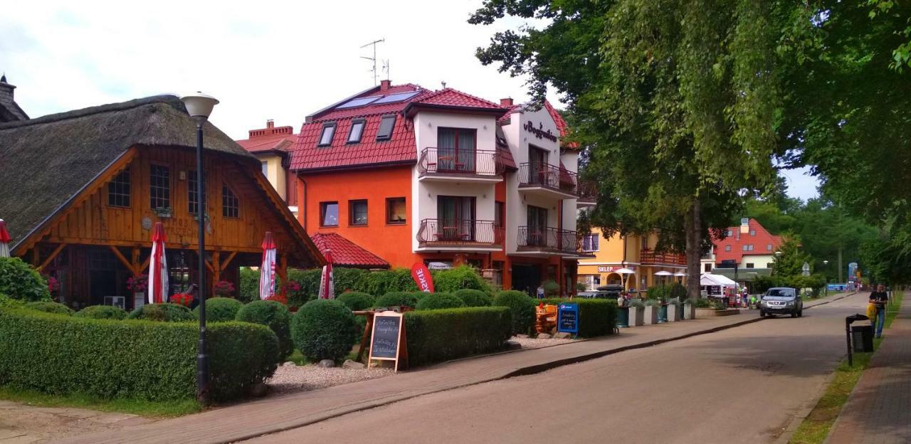 Pepasowka Chatka Puchatka Lukecin Exterior photo